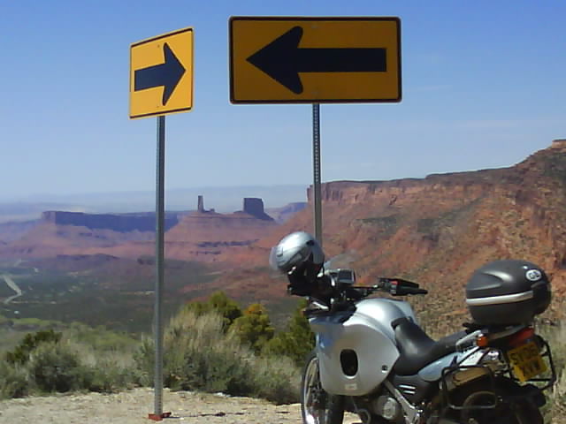 013 Bike at La Sal Valley 26th Apr.jpg